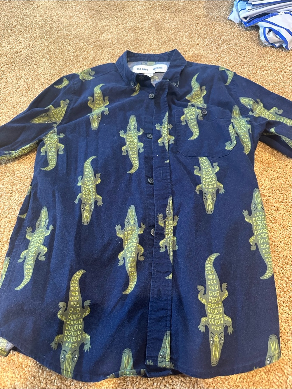 Old Navy boys Navy Button-Up Shirt with Green Alligator Print